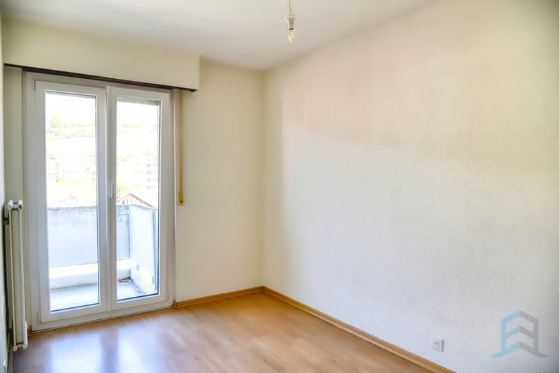 Appartement Sierre - Chambre 2 / Wohnung Sierre - Zimmer 2 / Appartement Sierre - Bedroom 2