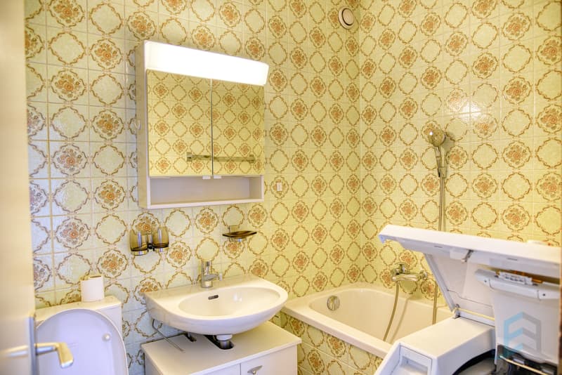 Appartement Sierre - Salle de Bain / Wohnung Sierre - Badezimmer / Appartement Sierre - Bathroom
