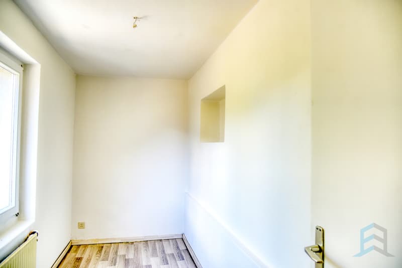Appartement Veyras - Espace aménageable / Wohnung Veyras - Ausbaufähiger Raum / Apartment Veyras - Space to convert