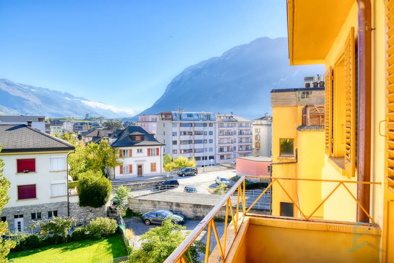 Appartement Sierre - Vue balcon / Wohnung in Sierre - Blick vom Balkon / Apartment in Sierre - Balcony View