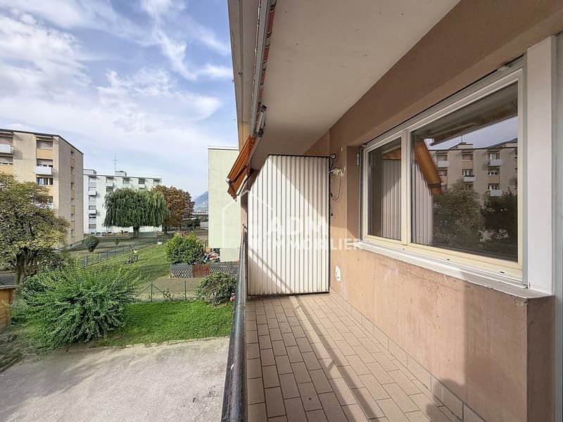 Appartement de 3.5 pièces avec deux places de parc (3)