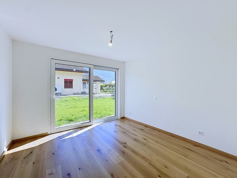 Leytron, Superbe 4.5 pièces neuf avec grand jardin privatif (7)