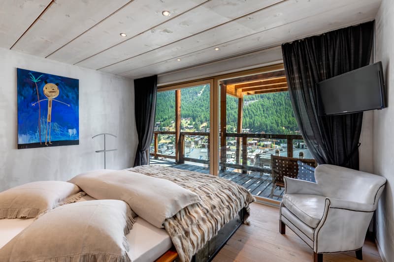 Aussergewöhnliches Triplex mit atemberaubender Aussicht (8)