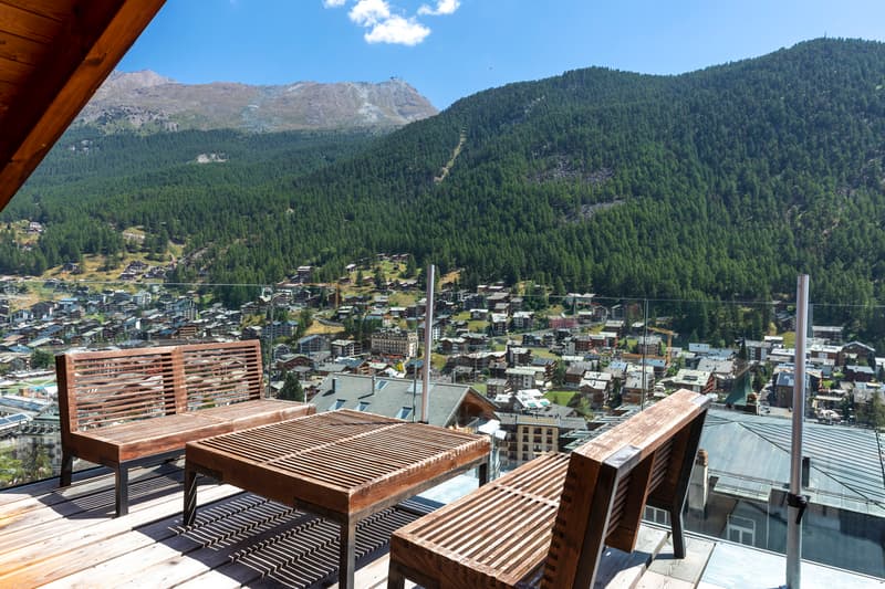 Aussergewöhnliches Triplex mit atemberaubender Aussicht (2)