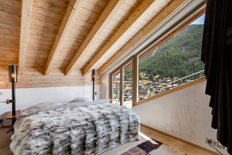 Aussergewöhnliches Triplex mit atemberaubender Aussicht (4)
