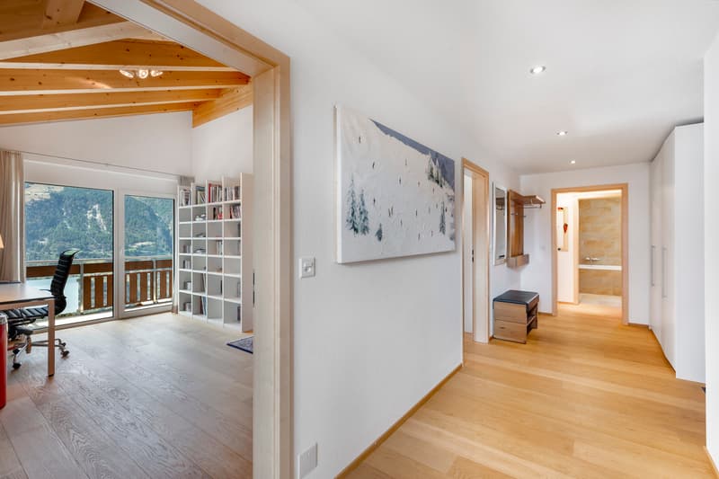 5.5 Zimmer Dachwohnung an grandioser Lage in Grächen (7)