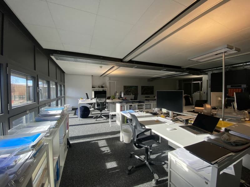 Bureaux, surface administrative (8)