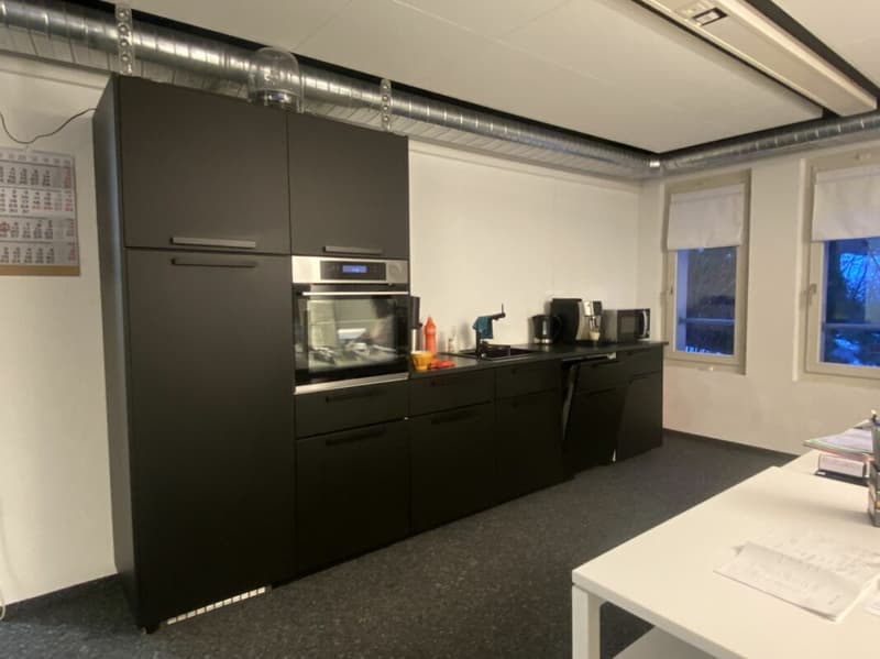 Bureaux, surface administrative (6)