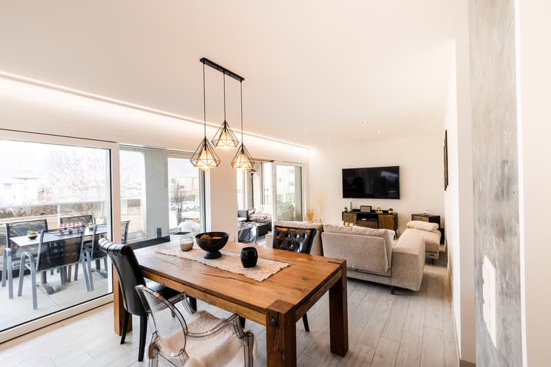 Magnifique attique 3½ pièces avec grande terrasse/véranda à Aproz-Sion (2)