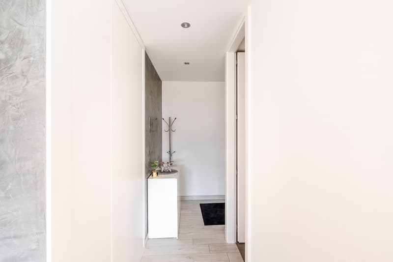 Magnifique attique 3½ pièces avec grande terrasse/véranda à Aproz-Sion (4)