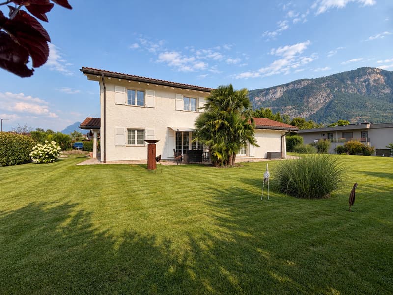 Sublime villa 6.5 pièces à Uvrier - Un cadre de vie exceptionnel (3)