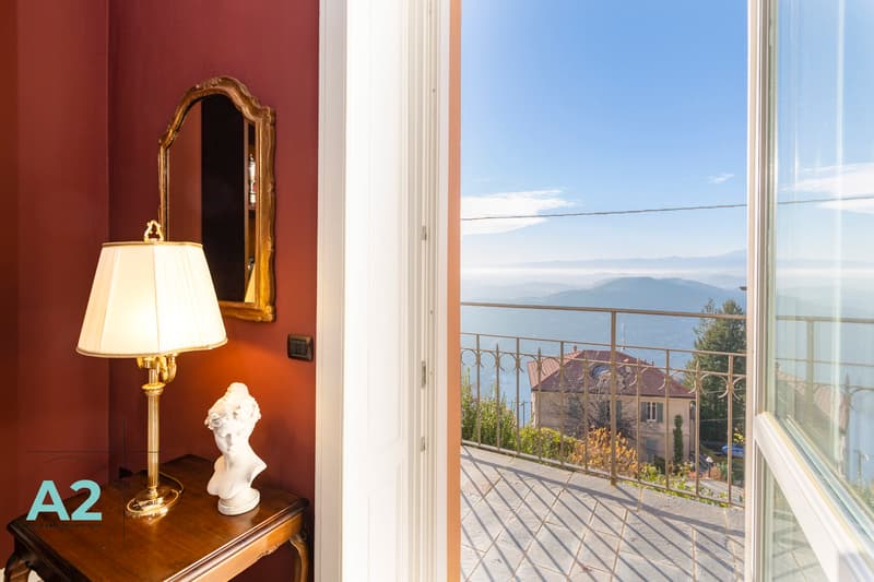 VILLA AUGUSTA : ÉLÉGANCE ET VUE IMPRENABLE SUR LE LAC DE CÔME (12)