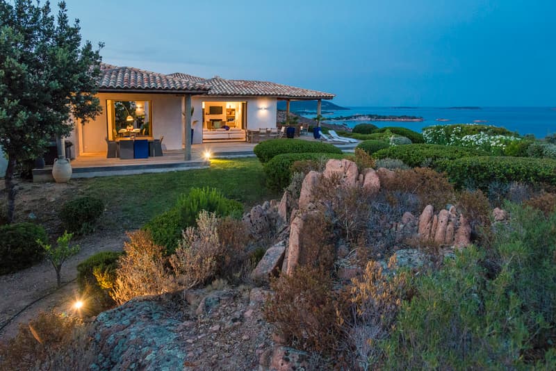 SUPERBE VILLA AVEC PISCINE A DEBORDEMENT POUR VOS VACANCES (2)