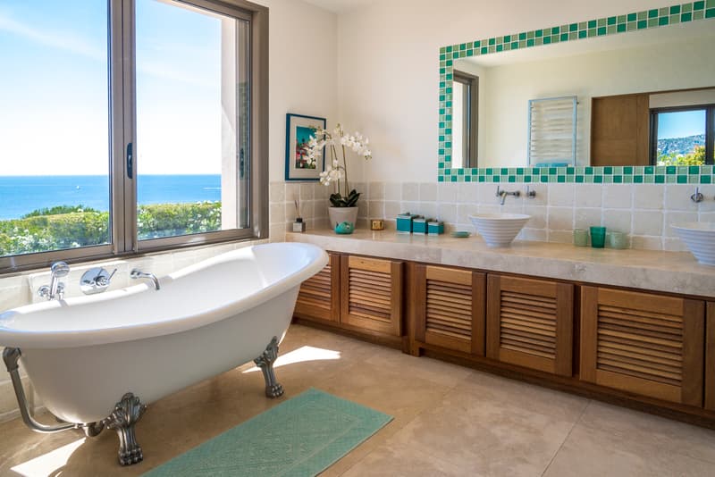 SUPERBE VILLA AVEC PISCINE A DEBORDEMENT POUR VOS VACANCES (9)