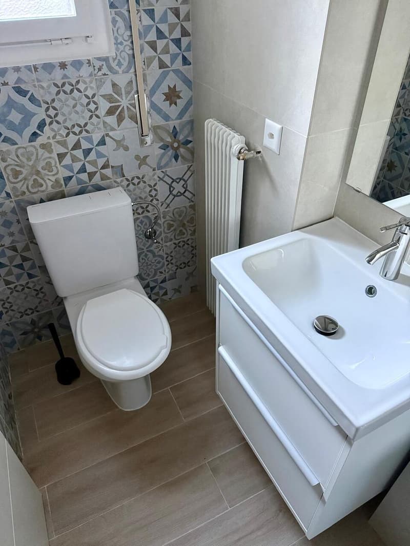 Charmant petit studio rénové - A L'ANNEE (5)