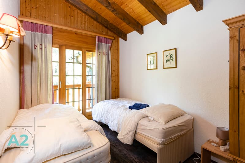 LOCATION SEMAINE / SAISON CHALET MITOYEN AVEC JARDIN PROCHE DU REGENT (12)