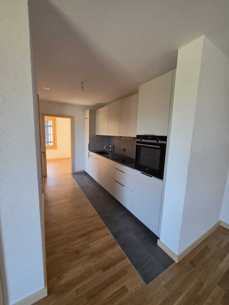 Location à l'année: appartement neuf au coeur du village de Montana (7)