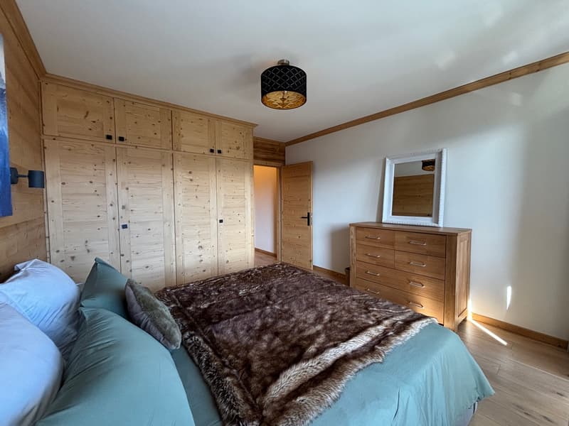 Appartement rénové en plein centre de Crans à louer à l'année (5)