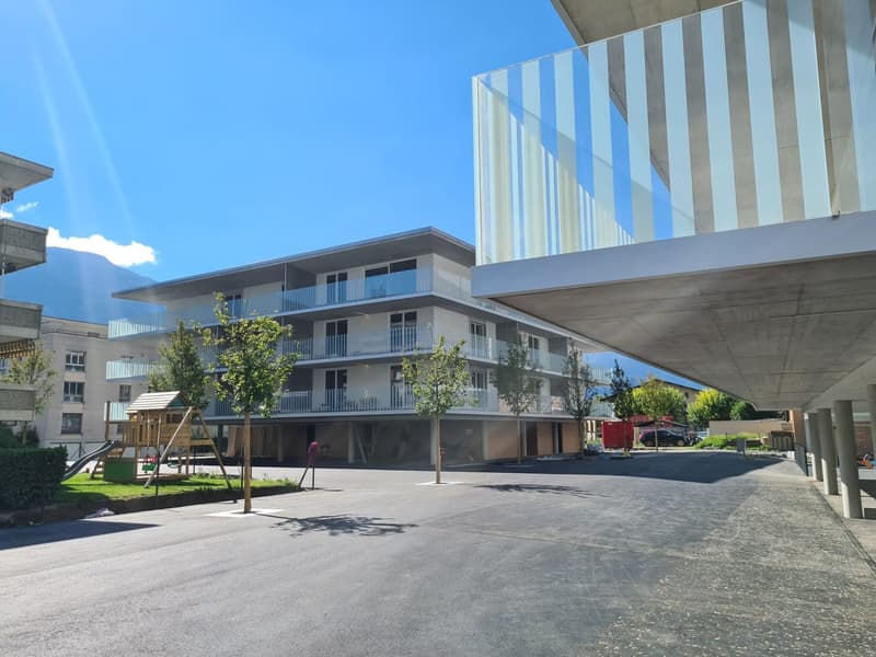 Appartement moderne de 2,5 pièces avec balcon et vue sur les montagnes à Fully (17)