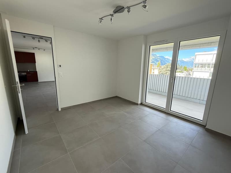 Appartement moderne de 3,5 pièces à Conthey – Vue sur les montagnes & disponible immédiatement (12)