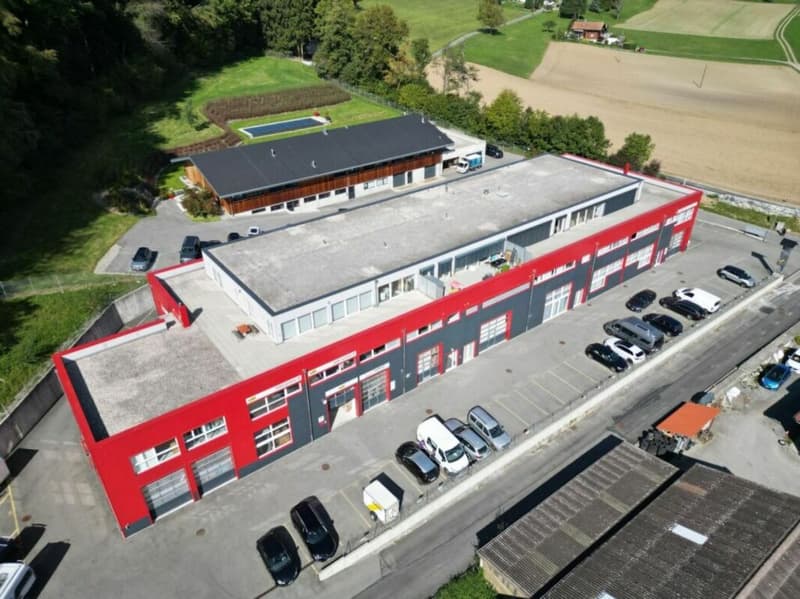 Administratif/Bureau 1.5 pièces 156.35 m2 à Puidoux-Gare (10)