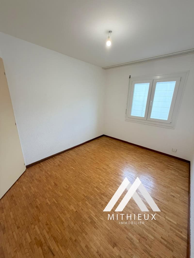 À louer - Appartement 4.5 pièces idéalement situé à Conthey (6)