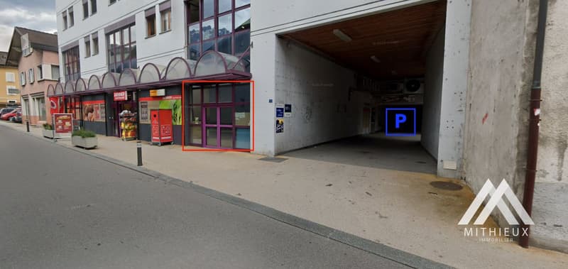Entrée du local