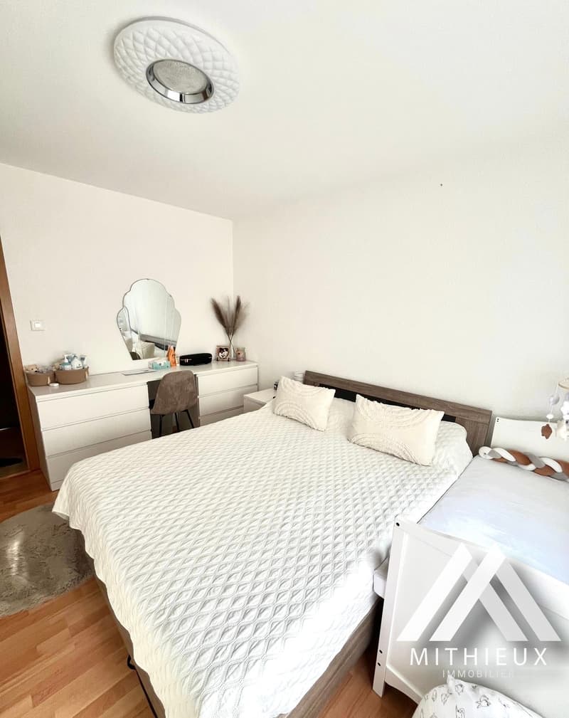 Bel appartement 4.5 Pces de 100 m² au coeur de Chamoson (12)