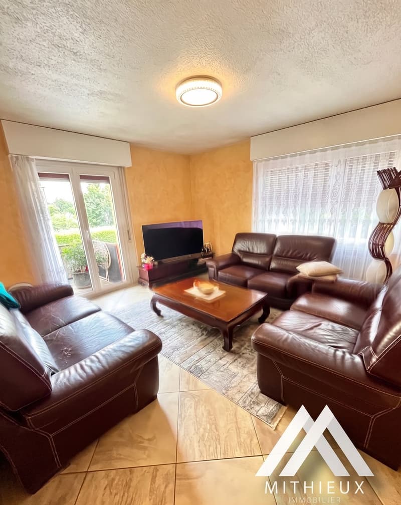 Bel appartement 4.5 Pces de 100 m² au coeur de Chamoson (1)