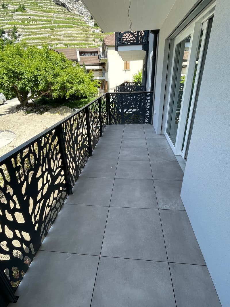 SUPERBE 2.5P NEUF AVEC BALCON - CHARGES COMPRISES - SITUATION IDÉALE À ARDON / MALOC-IMMO (5)