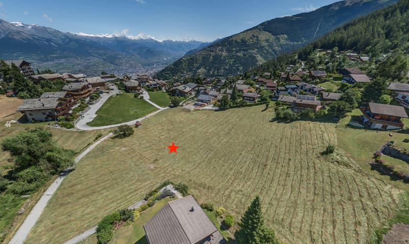 Terrain viabilisé libre de mandat dans un quartier résidentiel très proche du centre de la station (4)