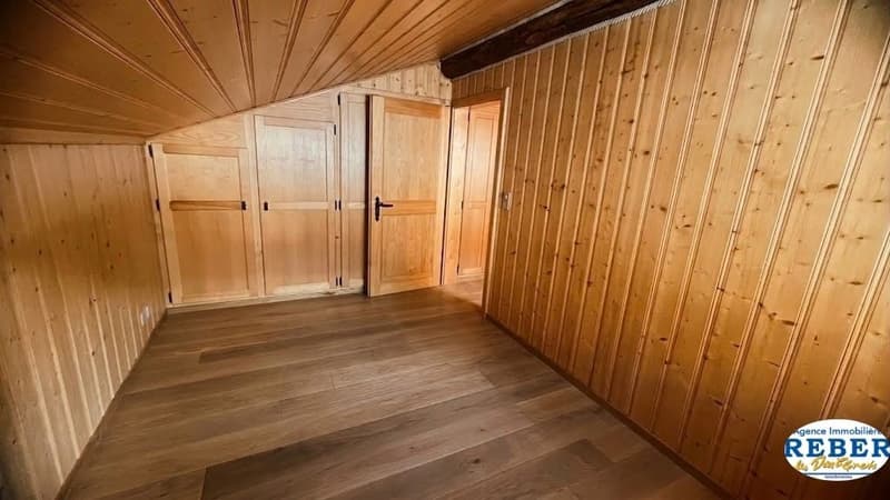 wooden walls, wooden floor, wooden doors, empty room