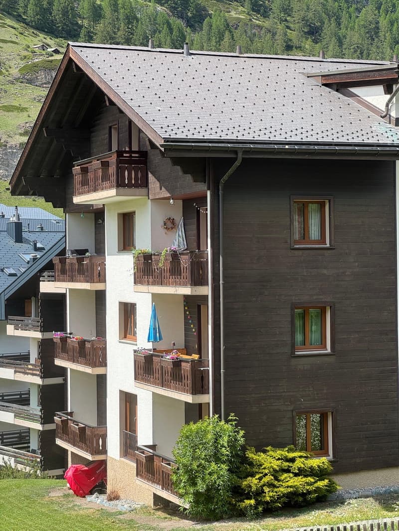 Attraktive 4½-Zimmer-Dachwohnung zu vermieten (Zweitwohnung) (1)