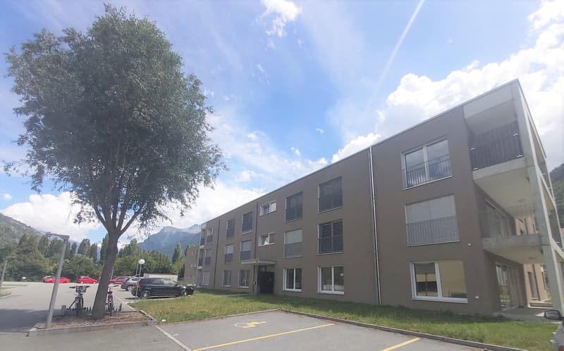 Aussenparkplatz in der Arnikaweg 1-5, Visp (Miete monatlich CHF 50.- + 8.1% MWST) (1)