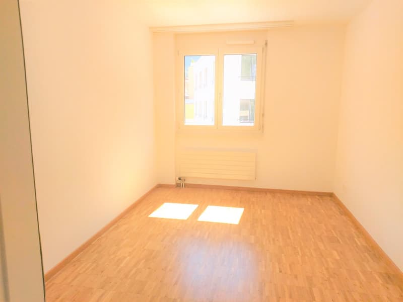 Schöne 3.5 Zi-Wohnung im 2. Stock mit balkon im Zentrum Brig (E2-2) (5)