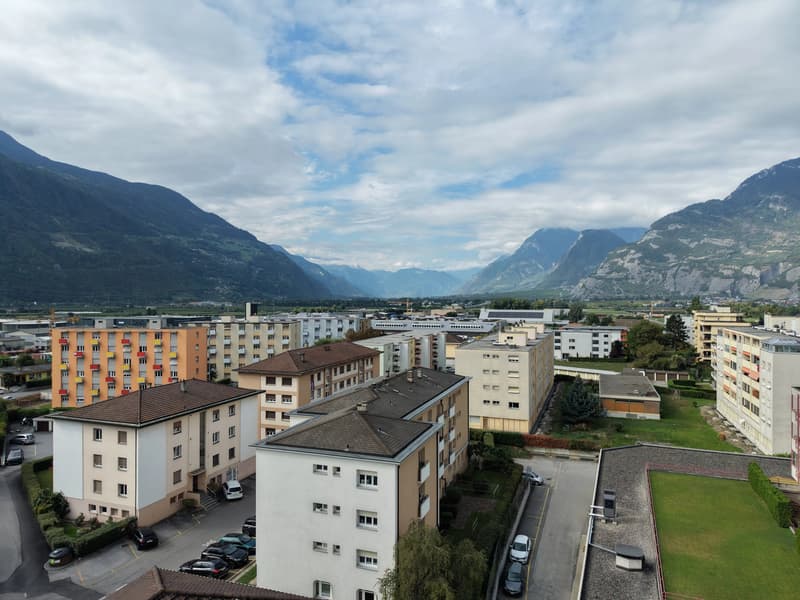 Appartement de 4.5 pièces rénové à Conthey (1)