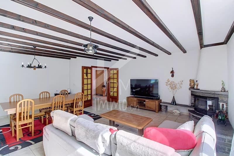 Belle villa 5.5 p + grand jardin d'hiver (3)