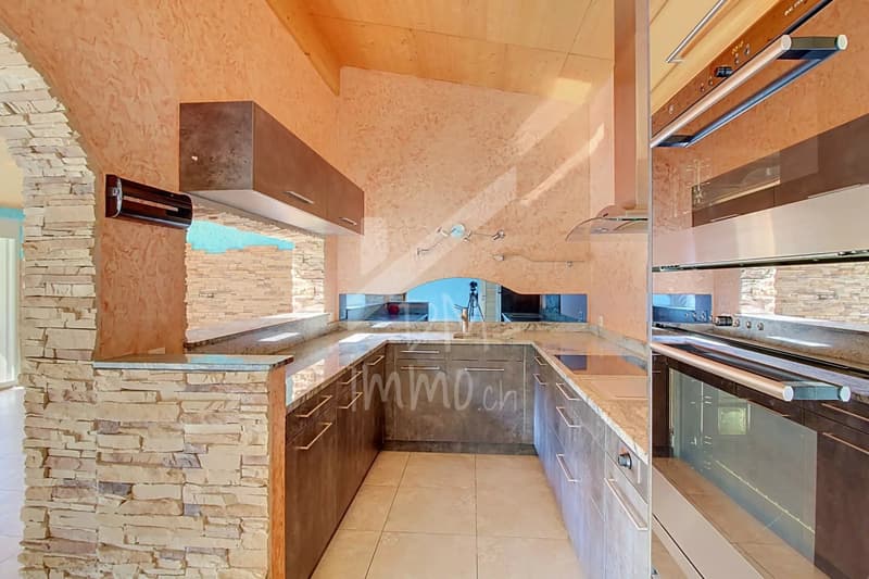 Belle villa plain-pied 180 m2 avec hypothèque 0.8% ! (4)