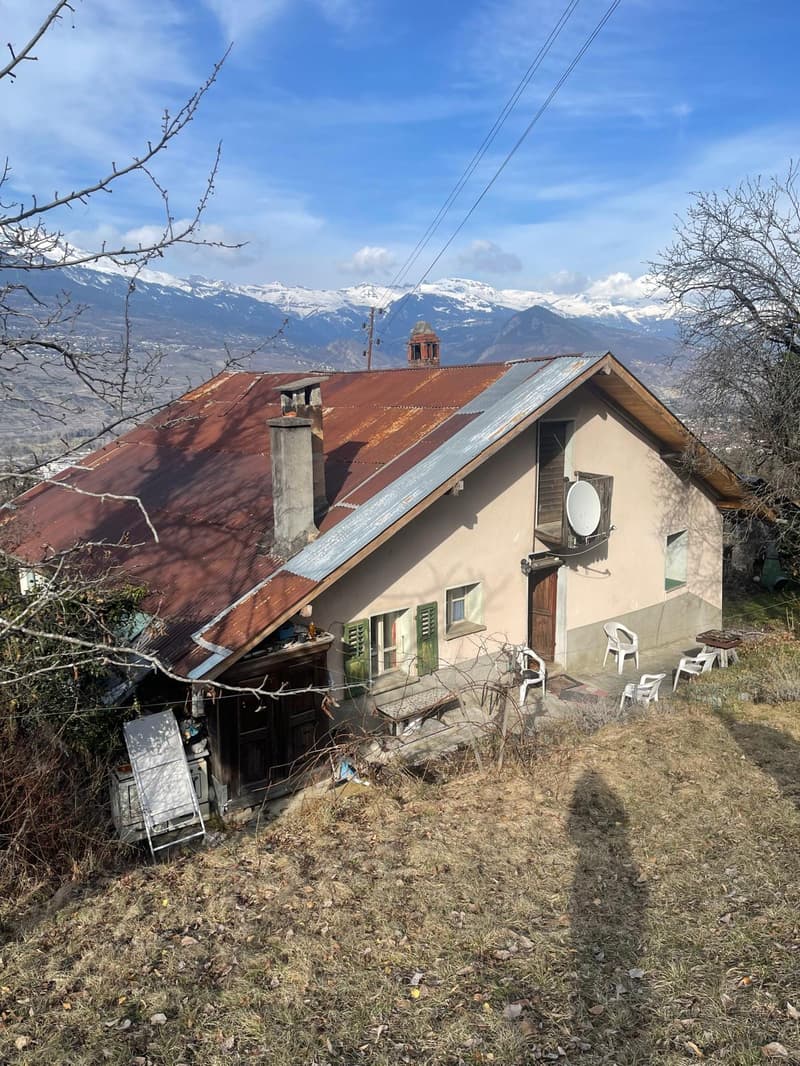 Maison individuelle de 8 pièces avec vue sur les montagnes à Sion (2)