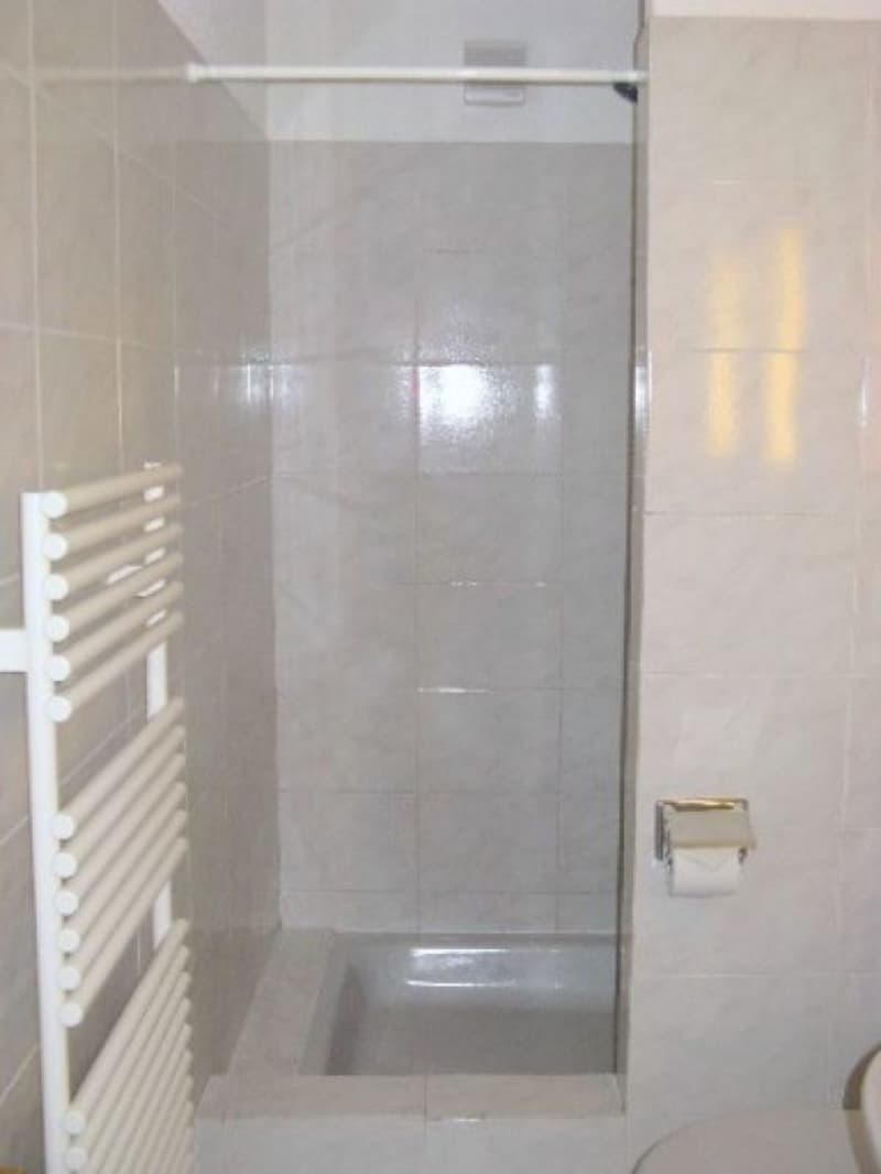 Helle und geräumige 3 1/2 Zimmerwohnung in Jugendstilhaus (9)