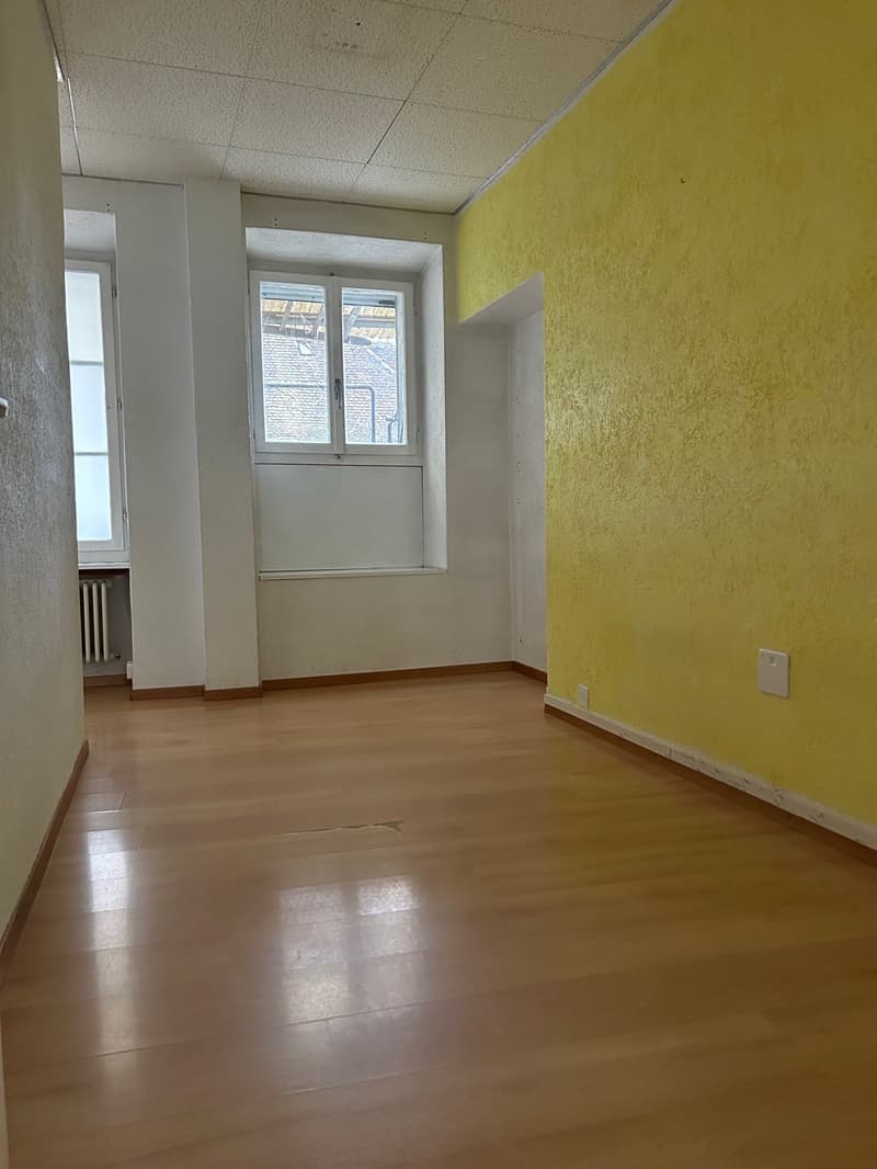 2-Zimmer-Büro-/Praxisfläche im Herzen der Altstadt Murten (6)