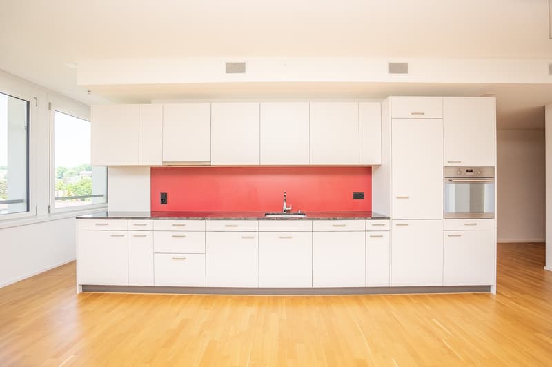 Wunderschöne und helle 3.5-Zimmer-Wohnung im Poly-Areal (3)