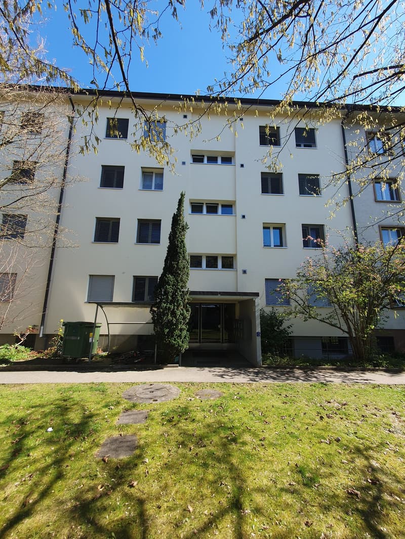 Helle Wohnung im Herzen von Bern-Bümpliz (2)