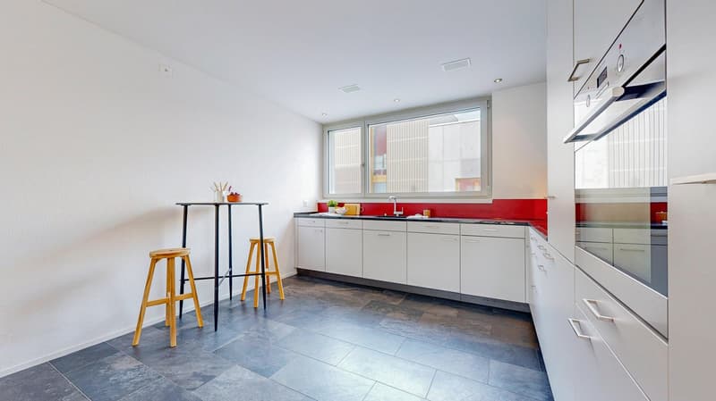 Einzigartige 3.5-Zimmer-Wohnung mit Terrasse in Laupen (2)