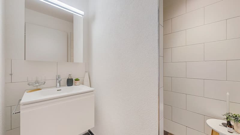 Einzigartige 3.5-Zimmer-Wohnung mit Terrasse in Laupen (8)
