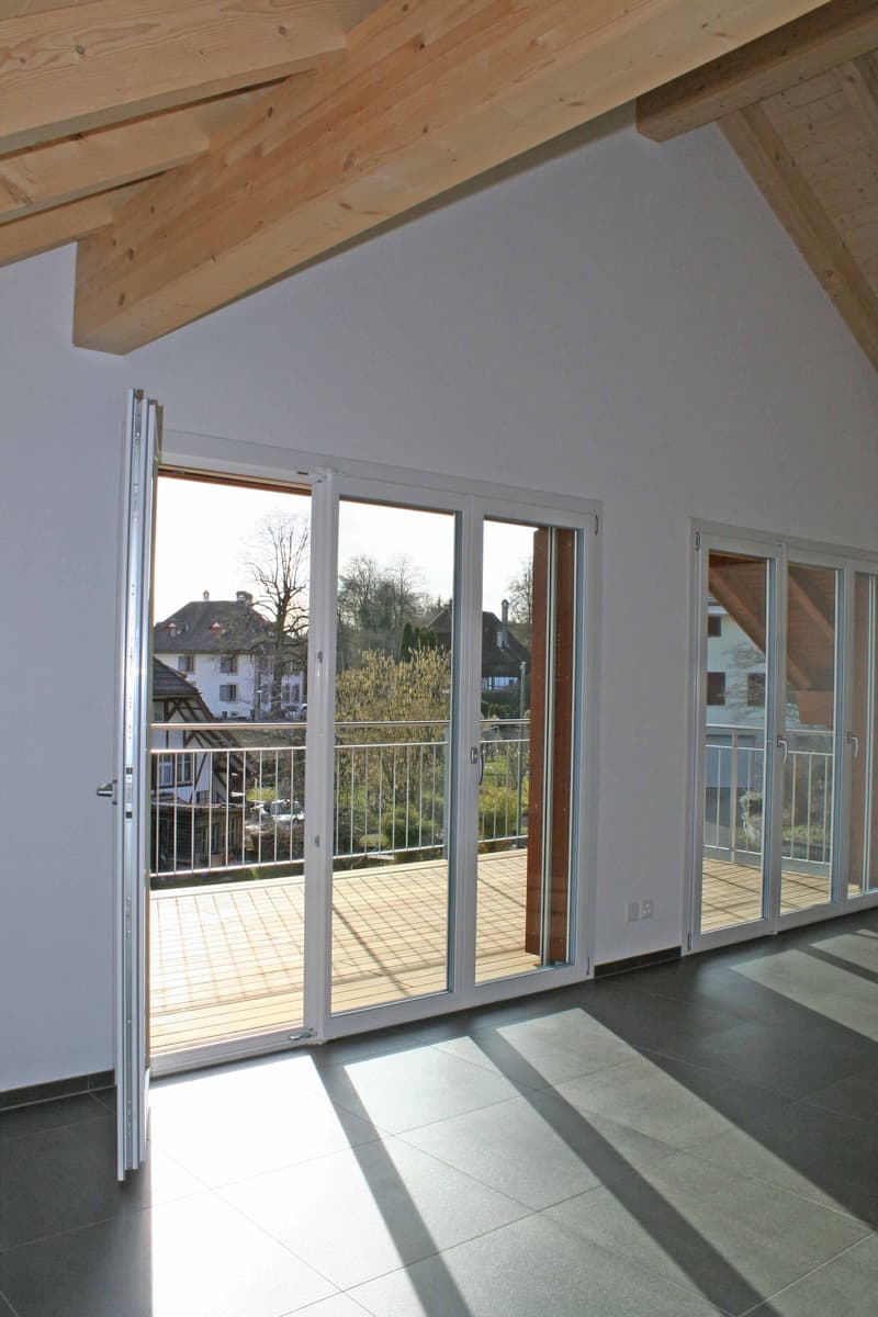 Dachwohnung zum Verlieben – 4½ Zimmer in Neuenegg (2)