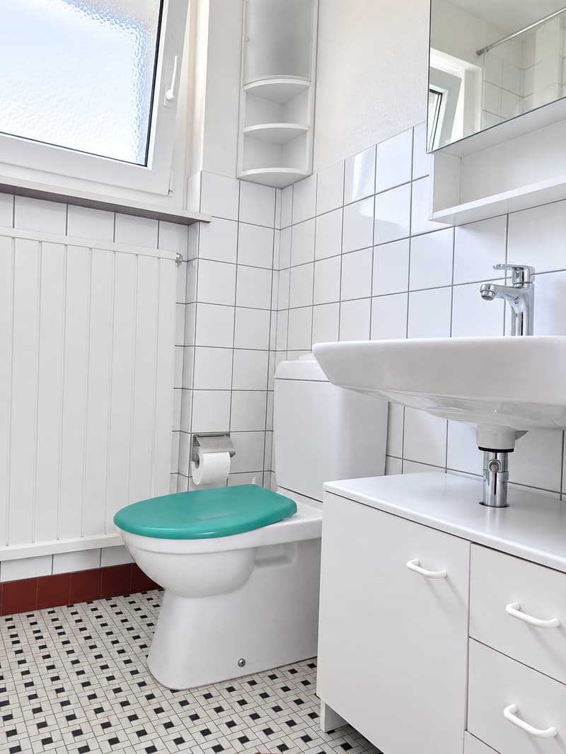 helle 4-Zimmer-Wohnung mit Balkon in Bettlach zu vermieten! (4)