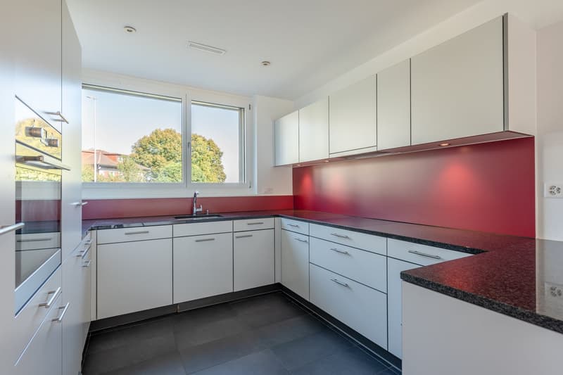 Moderne 3.5-Zimmer-Wohnung in Belp (2)