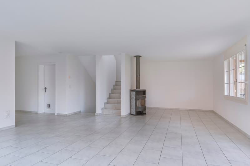 Gepflegte Doppelhaushälfte in Seedorf mit Wintergarten, Garten, Schwedenofen und Sauna (7)