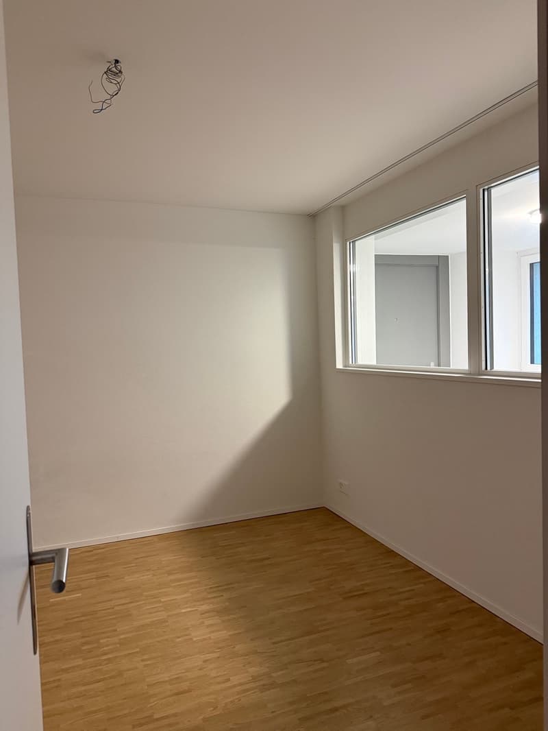 Moderne 2.5-Zimmer-Wohnung in Zollikofen – Neubau mit Balkon und Tiefgarage (10)